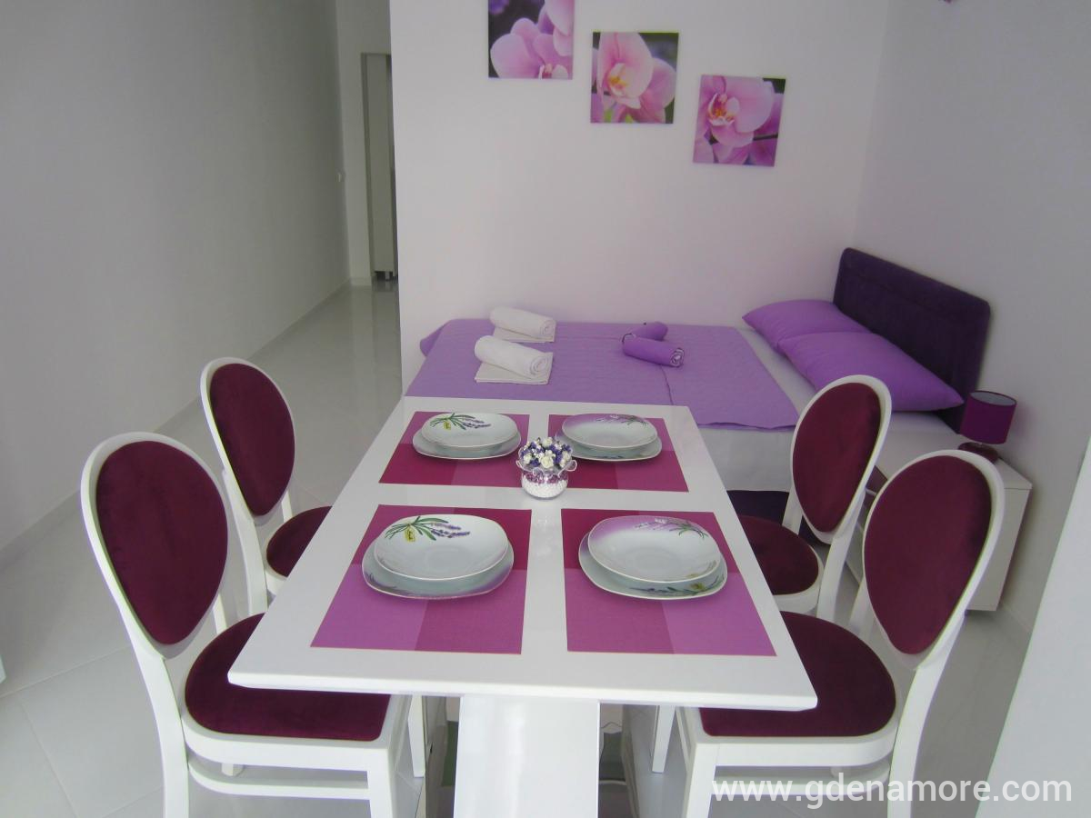 Apartamentos "BISER" Becici, alojamiento privado en Bečići, Montenegro