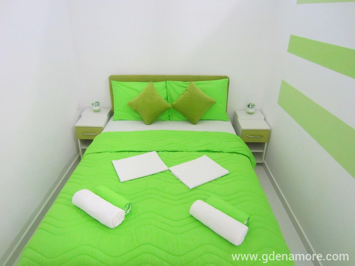 Apartamentos "BISER" Becici, alojamiento privado en Bečići, Montenegro
